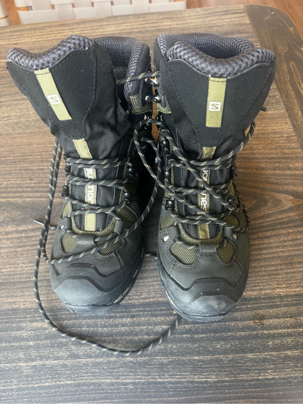 New 4d Salomon Black Olive Hiking Boots GTX waterproof Men’s 7 women’s 8.5
